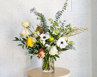medium seasonal fresh flower arrangement subscription