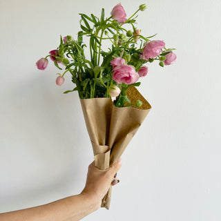 fresh flower bodega bouquet wrap subscription