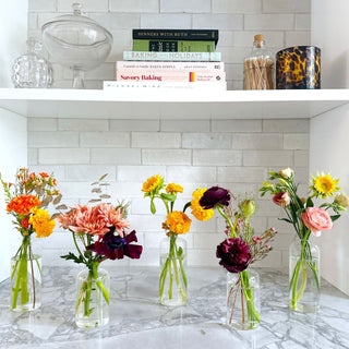 fresh flower bud vase arrangements