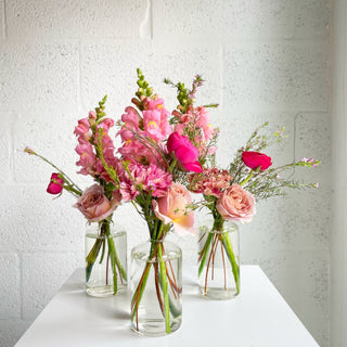 fresh flower bud vase arrangements