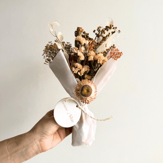 spring small dried flower bundles - houseoflilac