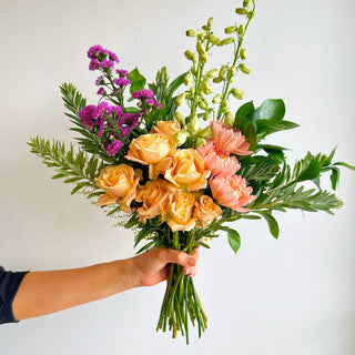 single fresh flower bouquet wrap subscription