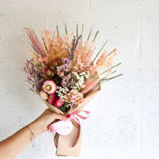 dried flower bouquet wrap