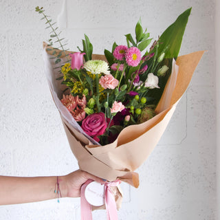 monthly fresh flower subscription gift