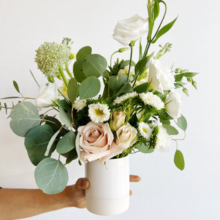 churn white vase - houseoflilac